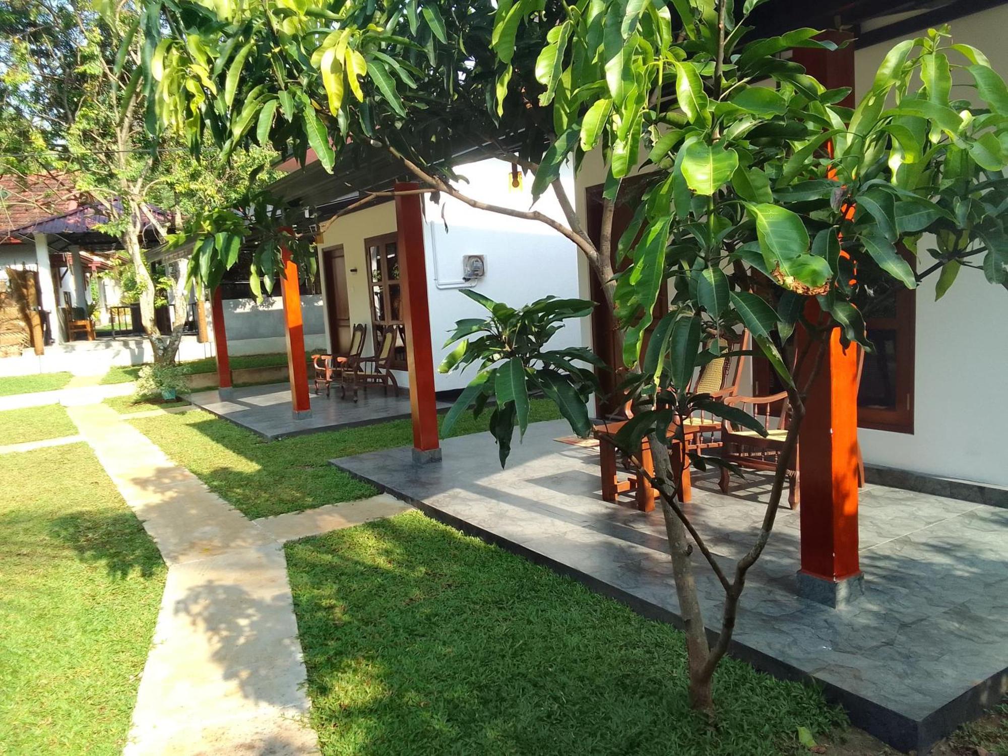 Udawalawa Safari Resort Udawalawe Exterior foto